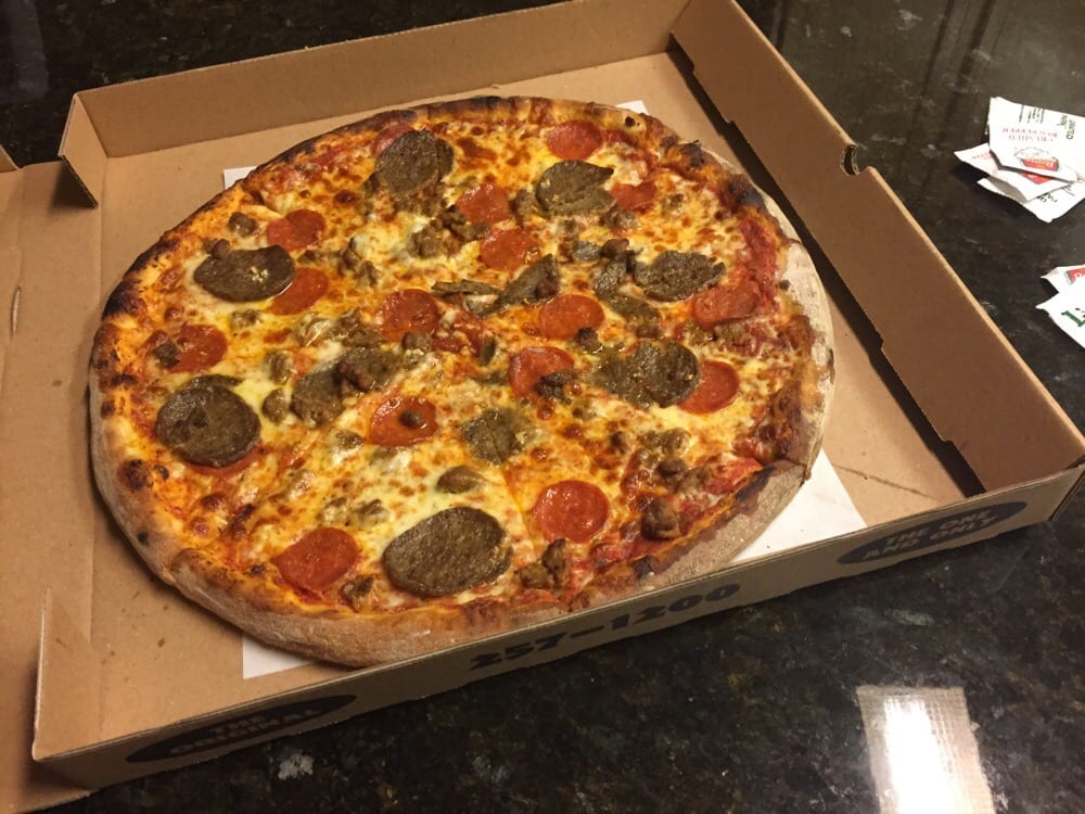 Размещение рекламы на коробках для пиццы